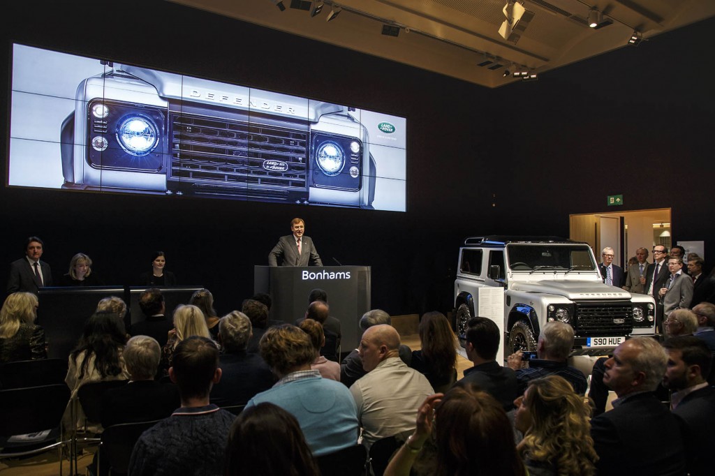 3-Land-Rover-Defender