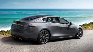 Tesla opent Superchargerstation in Antwerpen