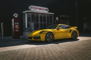 Nieuwe Porsche 911 Turbo S bekent kleur