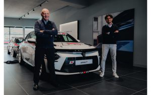 Lancia Ypsilon Rally 4 HF en rallylegende Miki Biasion brengen bezoek aan Nederland